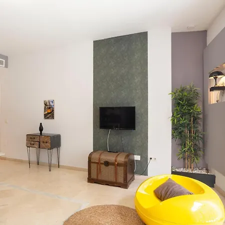 New Gr1-flat Xl In Center For Big Families Apartment