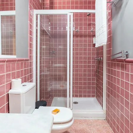 New Gr1-flat Xl In Center For Big Families Malaga