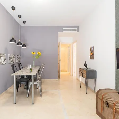 New Gr1-flat Xl In Center For Big Families Apartment